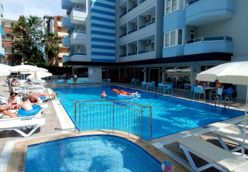 pools-outdoor-pool