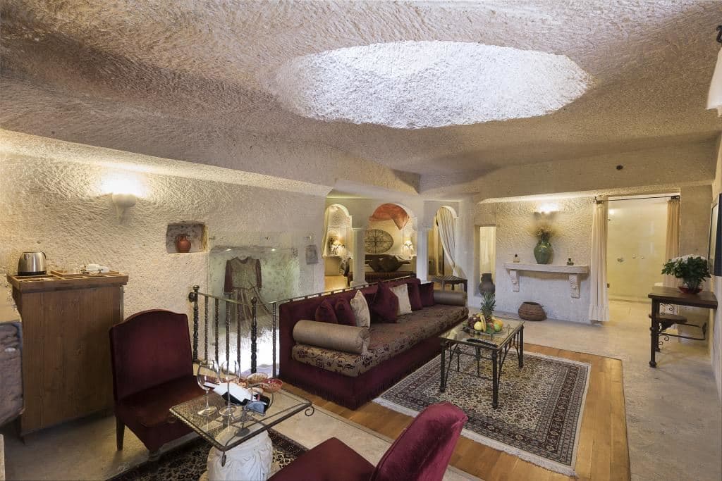 rooms-king-cave-sute-room