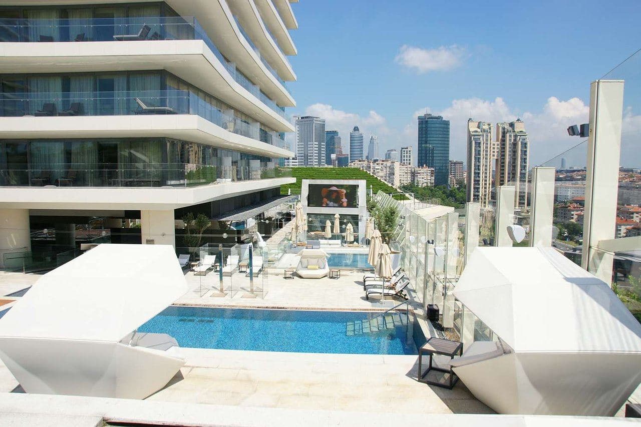 pools-outdoor-pool