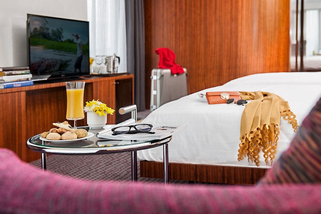 rooms-deluxe-room