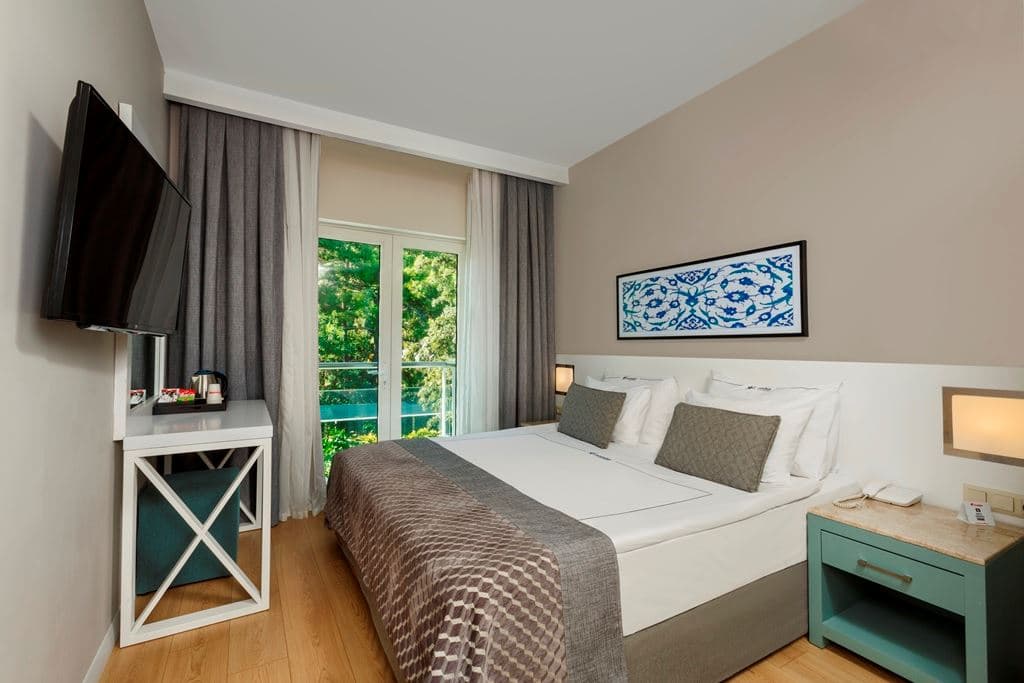 rooms-family-room