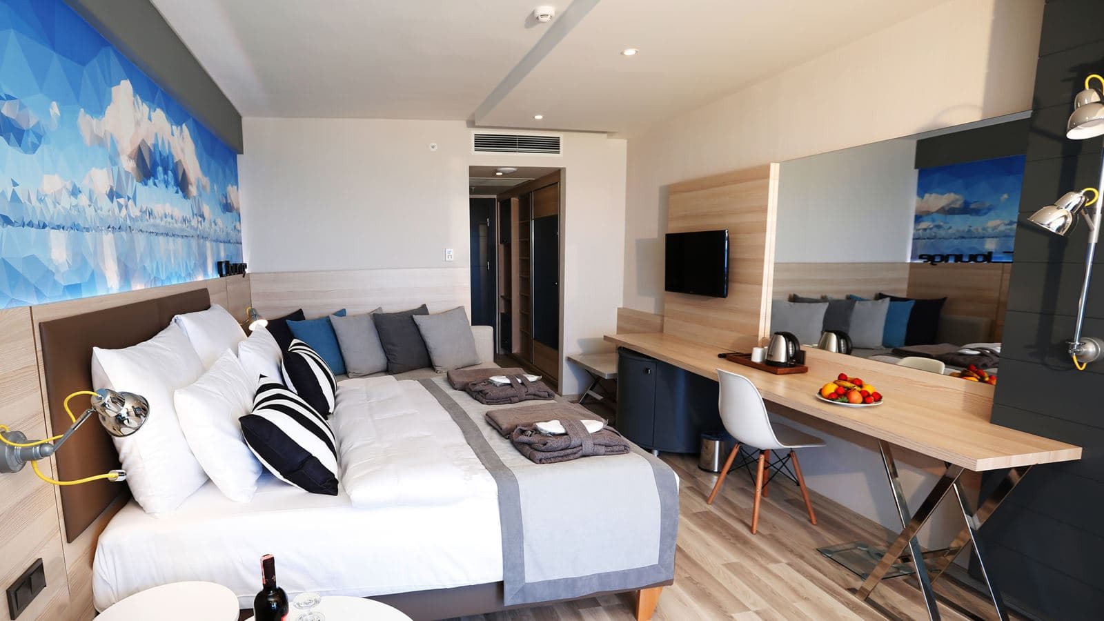 rooms-economy-room