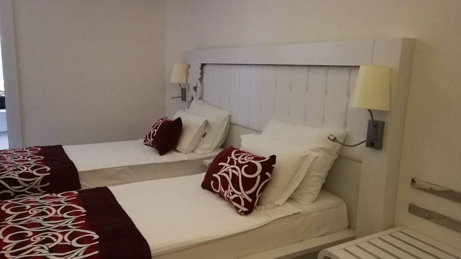 rooms-family-room