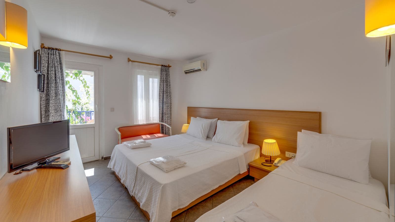 rooms-standard-room