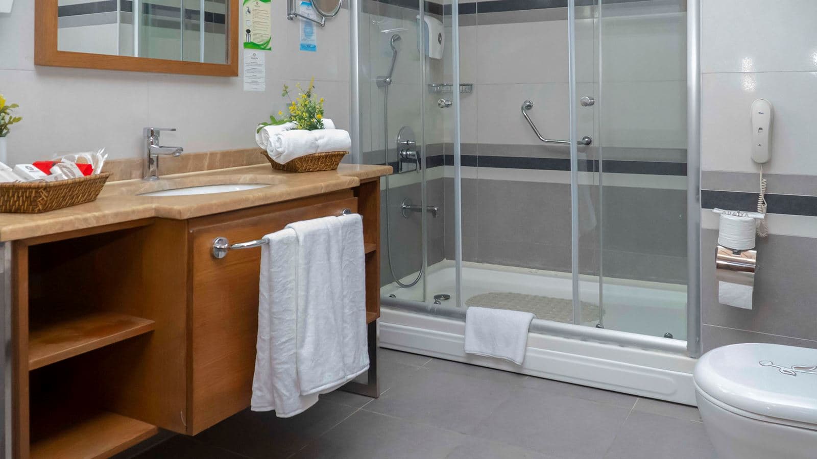 rooms-family-room