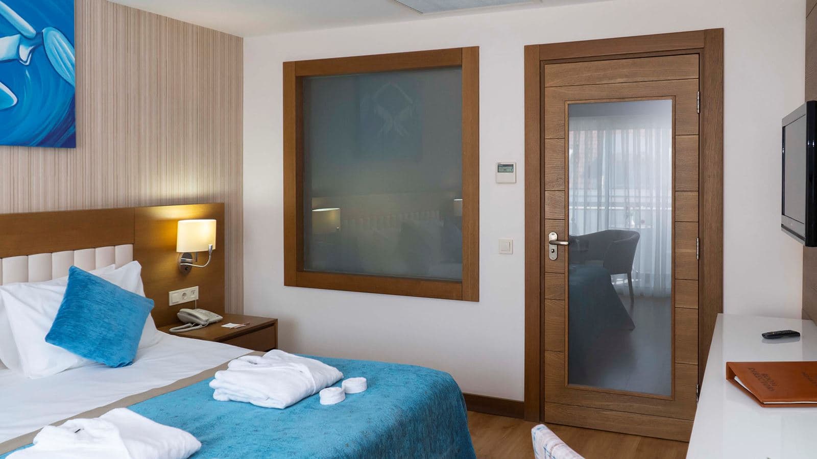 rooms-family-room
