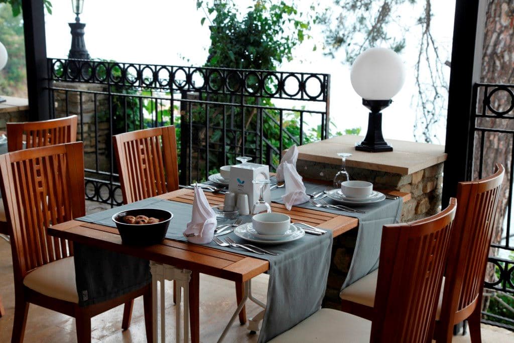 restaurants-main-restaurant