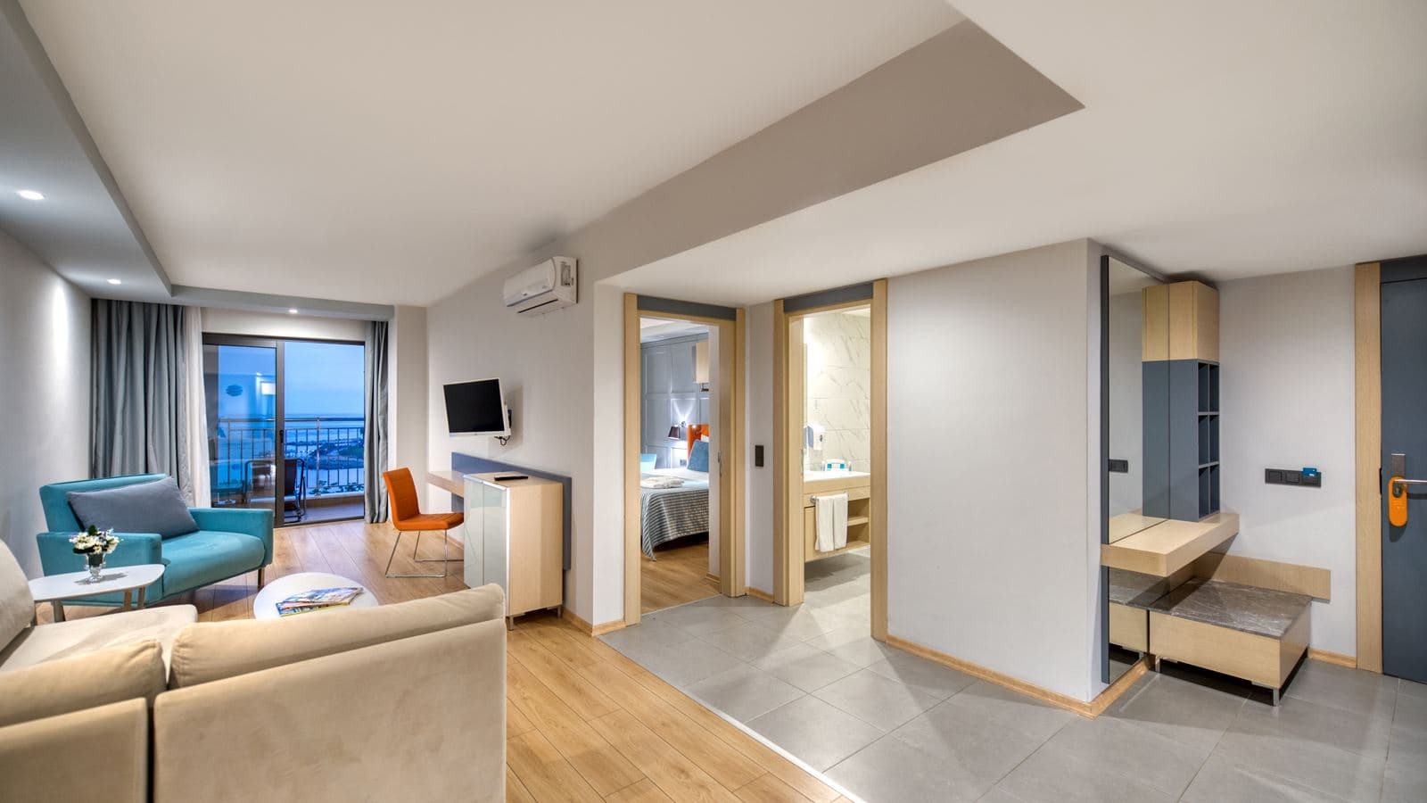 rooms-family-room
