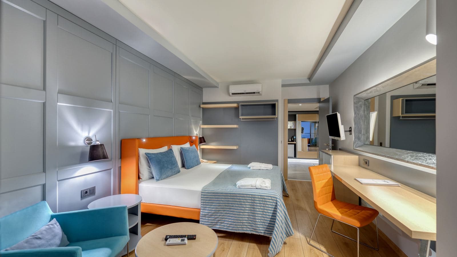 rooms-family-room