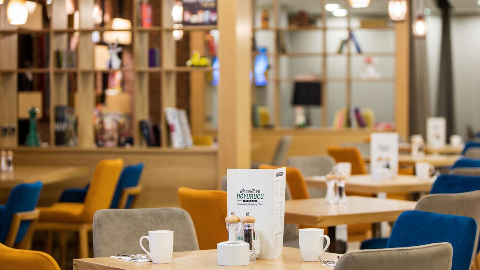 restaurants-open-lobby-restaurant