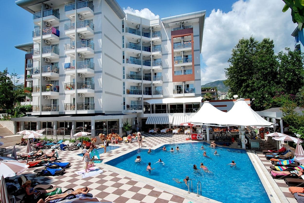 pools-outdoor-pool