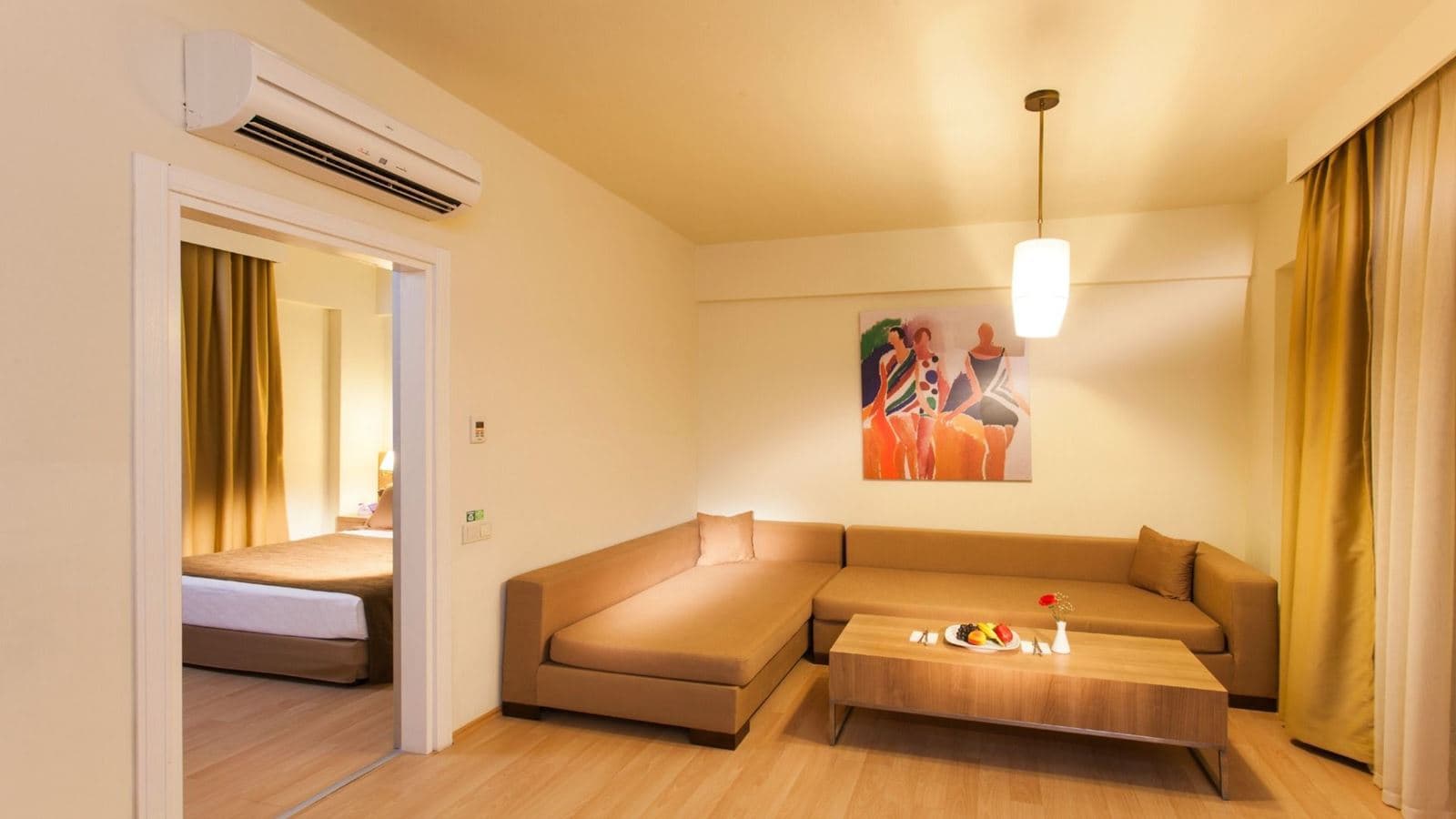 rooms-family-room