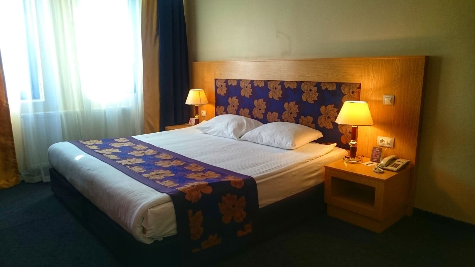 rooms-standard-room