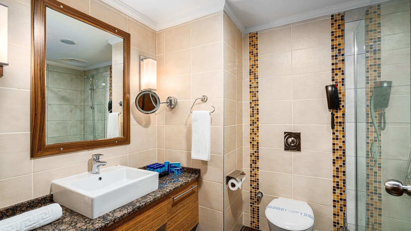 rooms-family-room