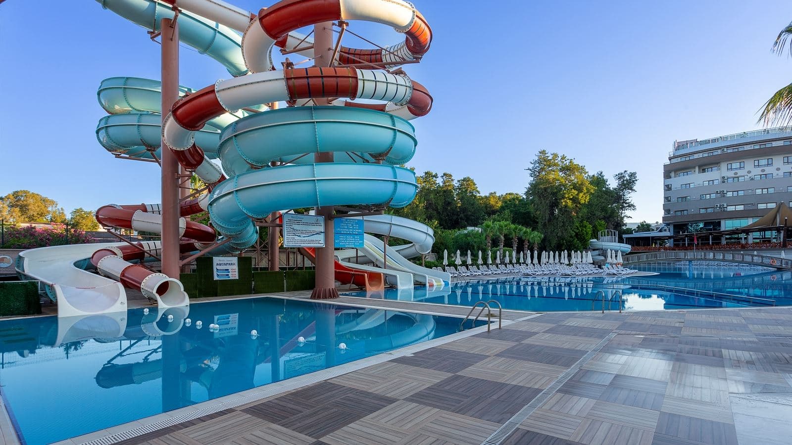 water-park-water-park
