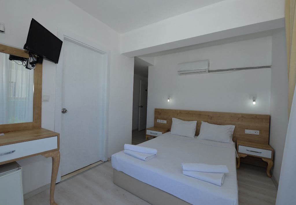 rooms-standard-room
