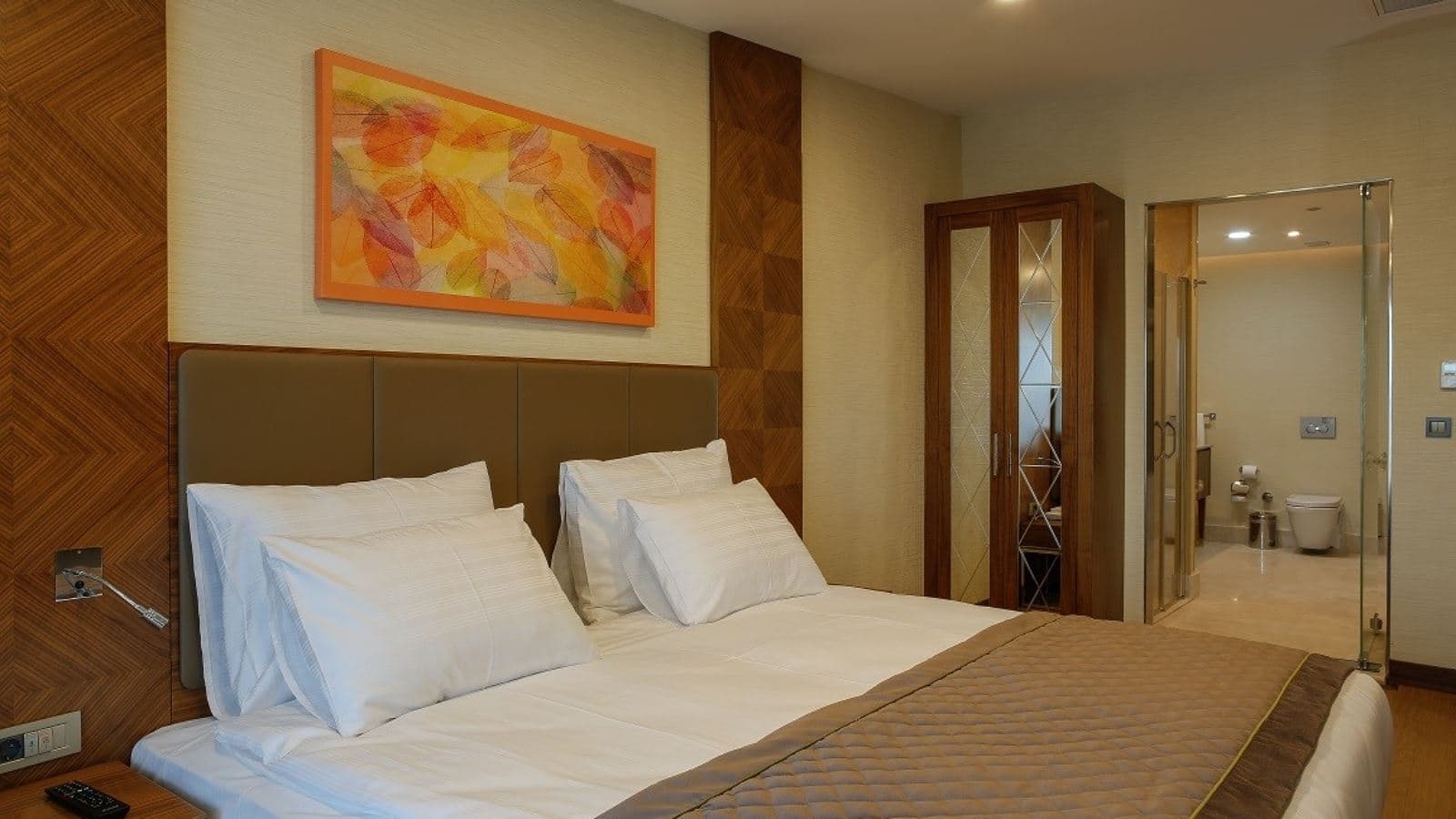 rooms-suit-oda