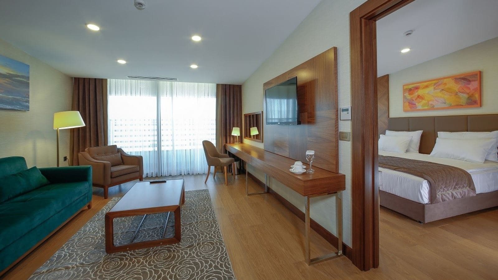 rooms-suit-oda