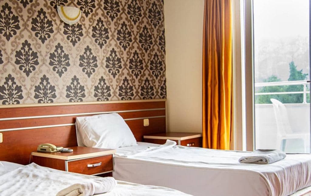 rooms-standard-room