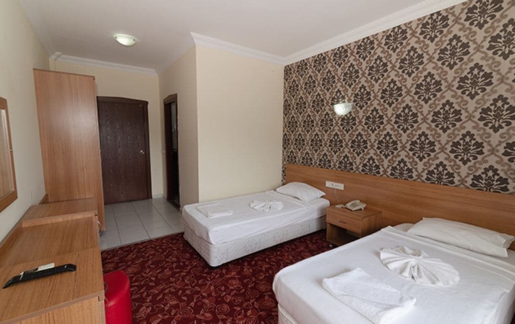 rooms-standard-room