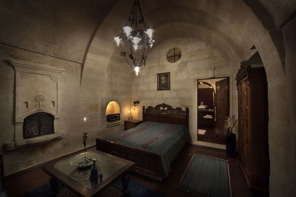 rooms-deluxe-rooms