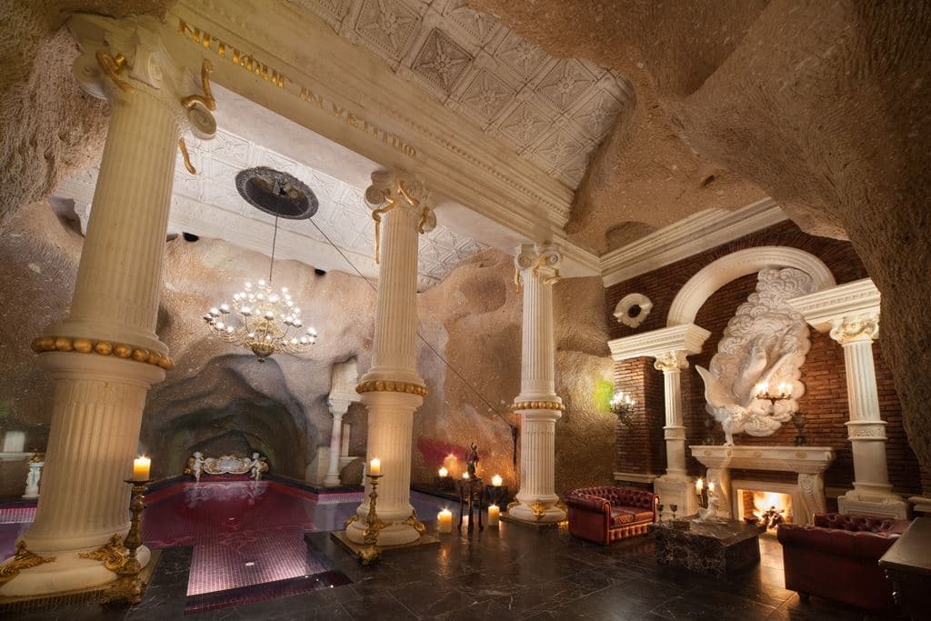 pools-indoor-pool