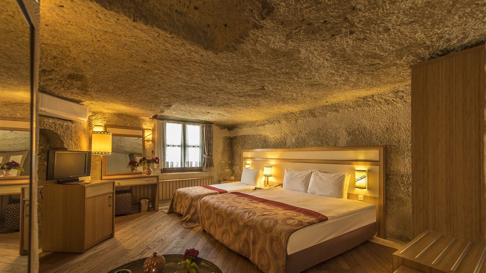 rooms-standard-room