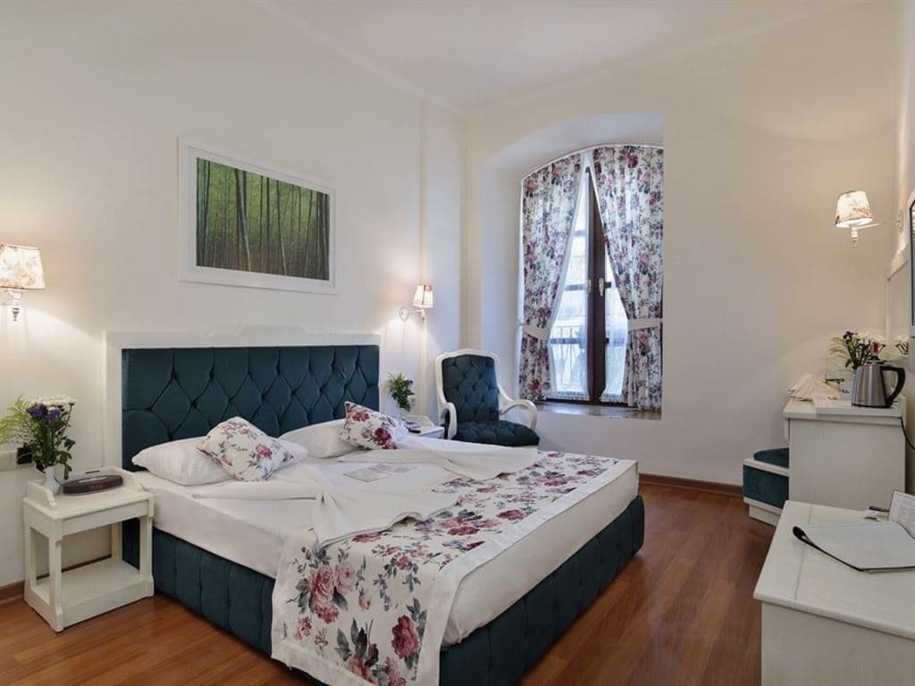 rooms-standard-room