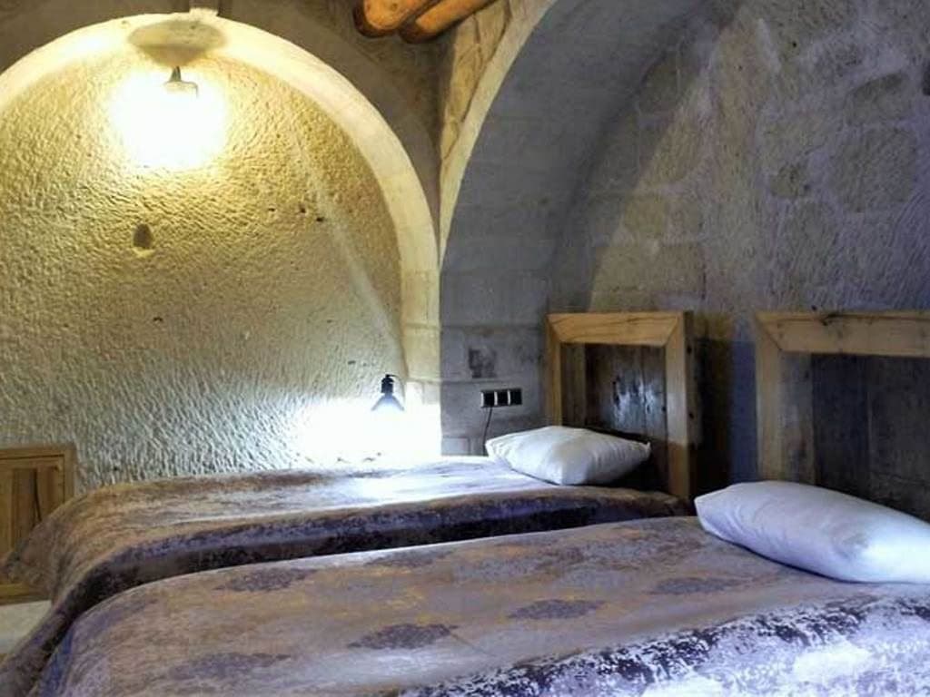 rooms-standard-room