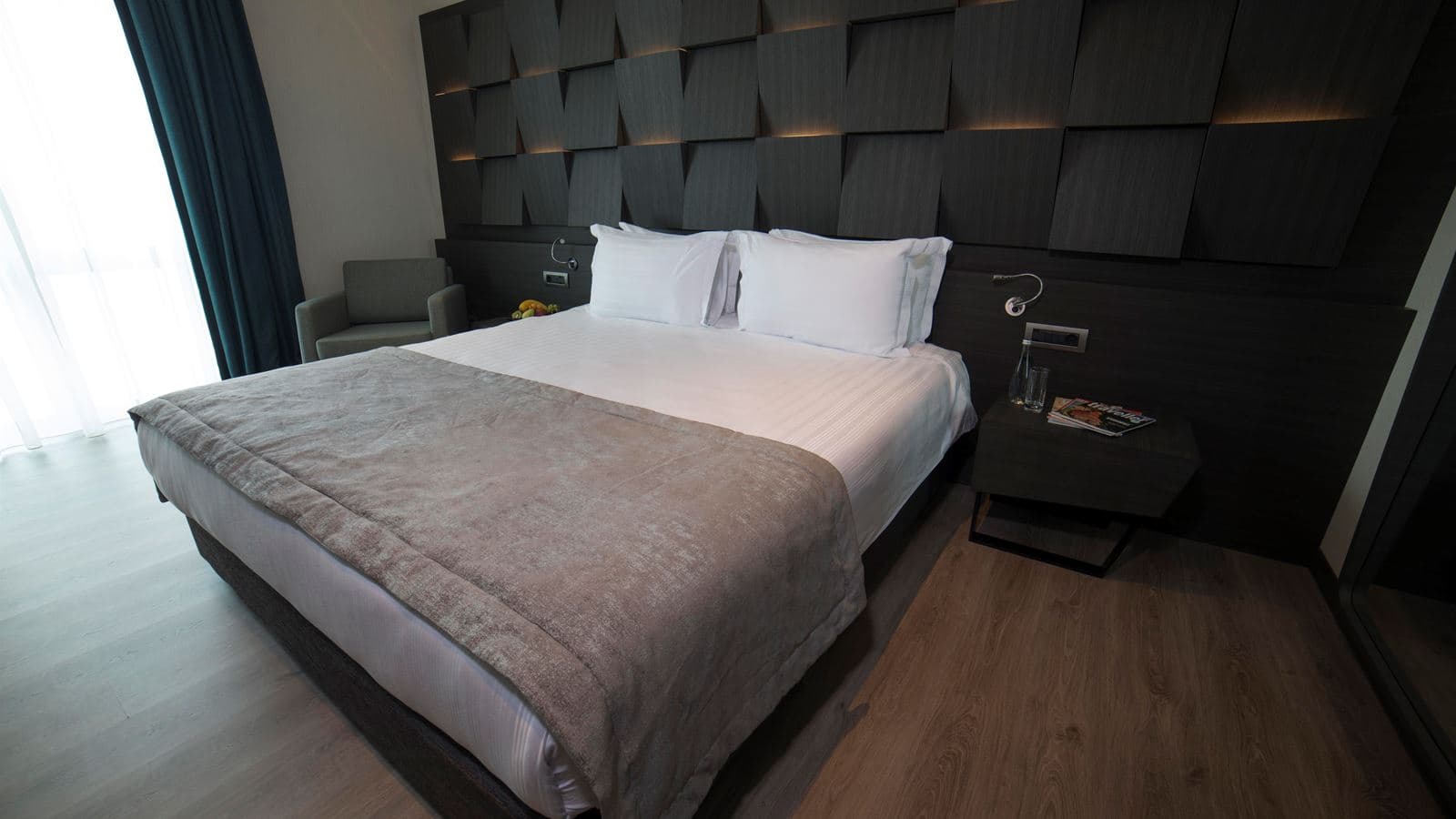 rooms-junior-suite-standard