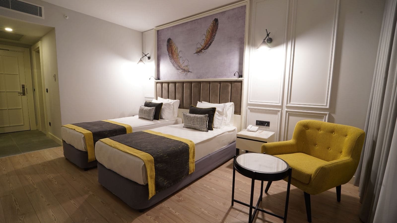 rooms-economy-room