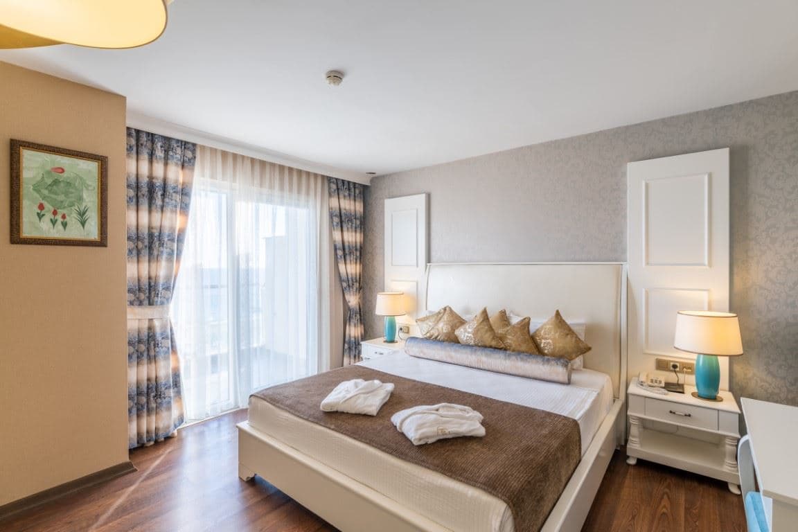 rooms-serenity-suit