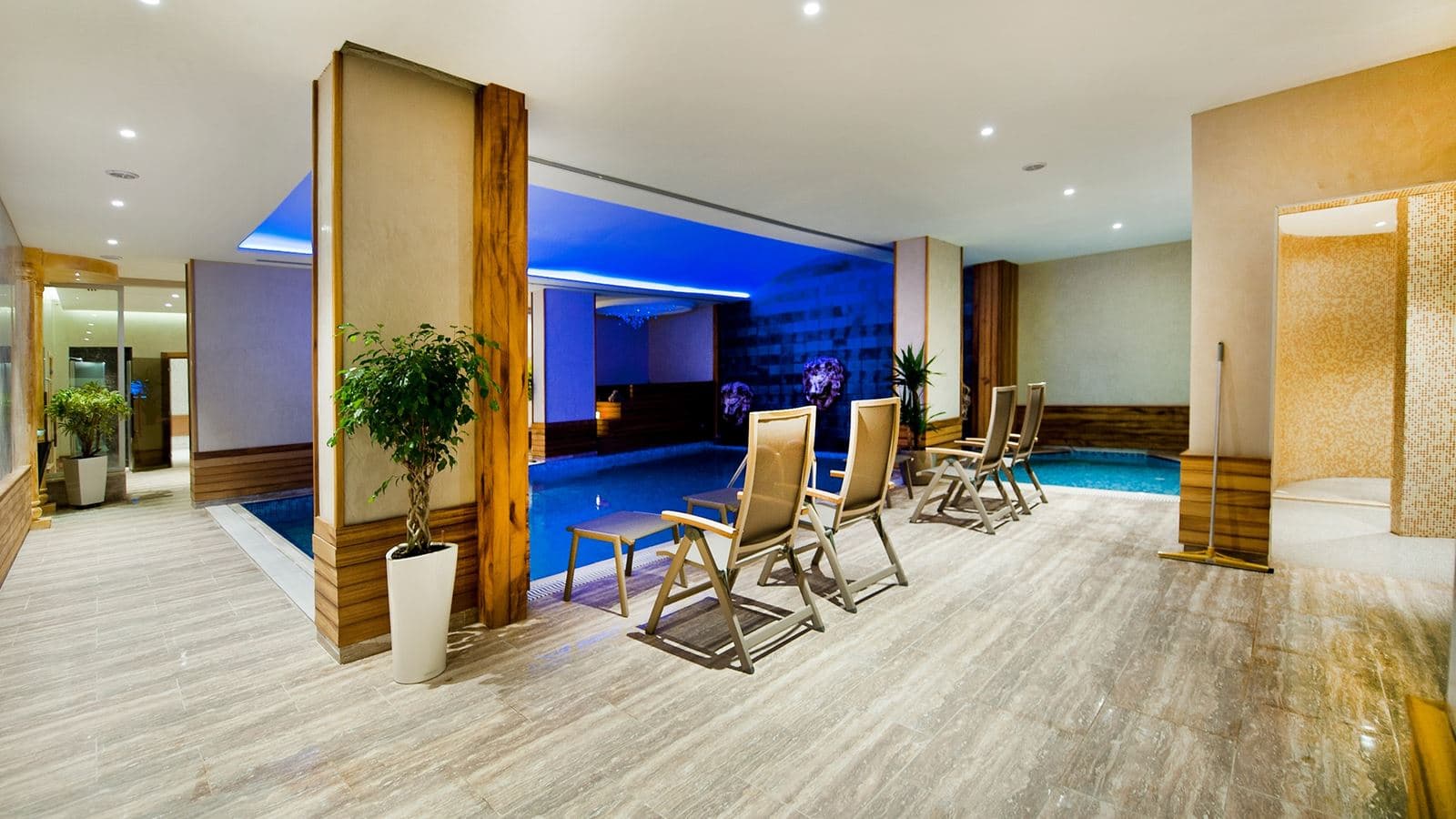 pools-indoor-pool