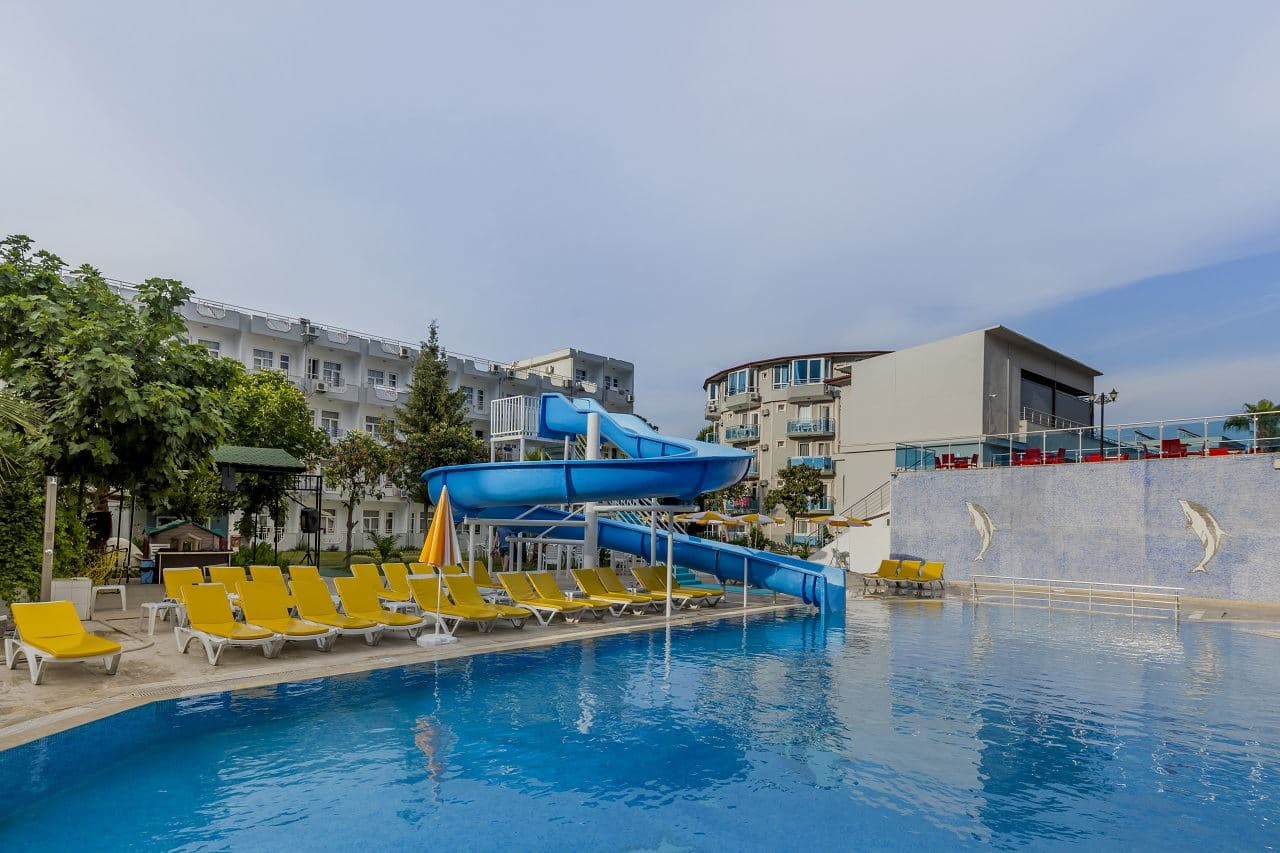 pools-outdoor-pool
