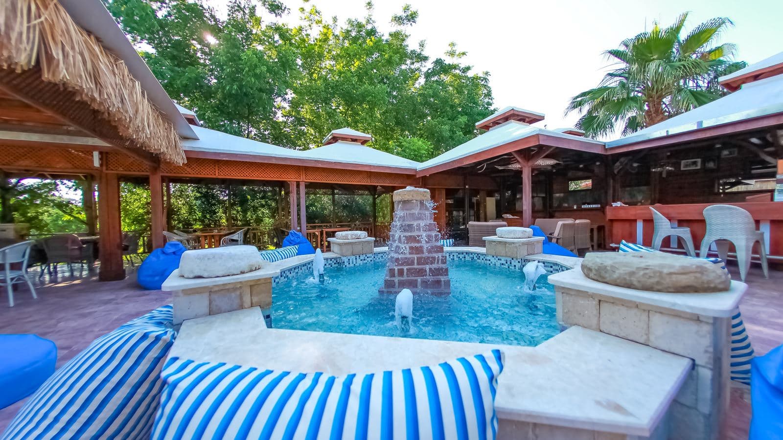 pools-outdoor-pool