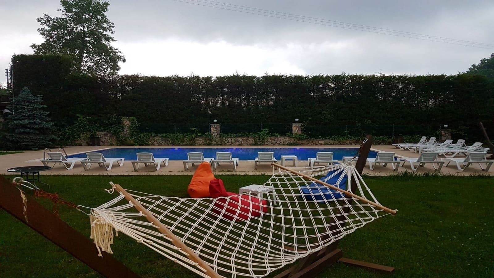 pools-outdoor-pool
