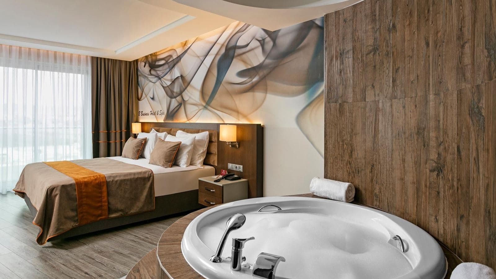rooms-deluxe-suit-oda