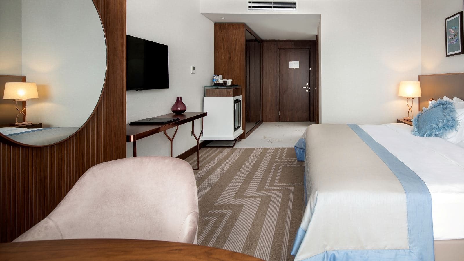 rooms-superior-room