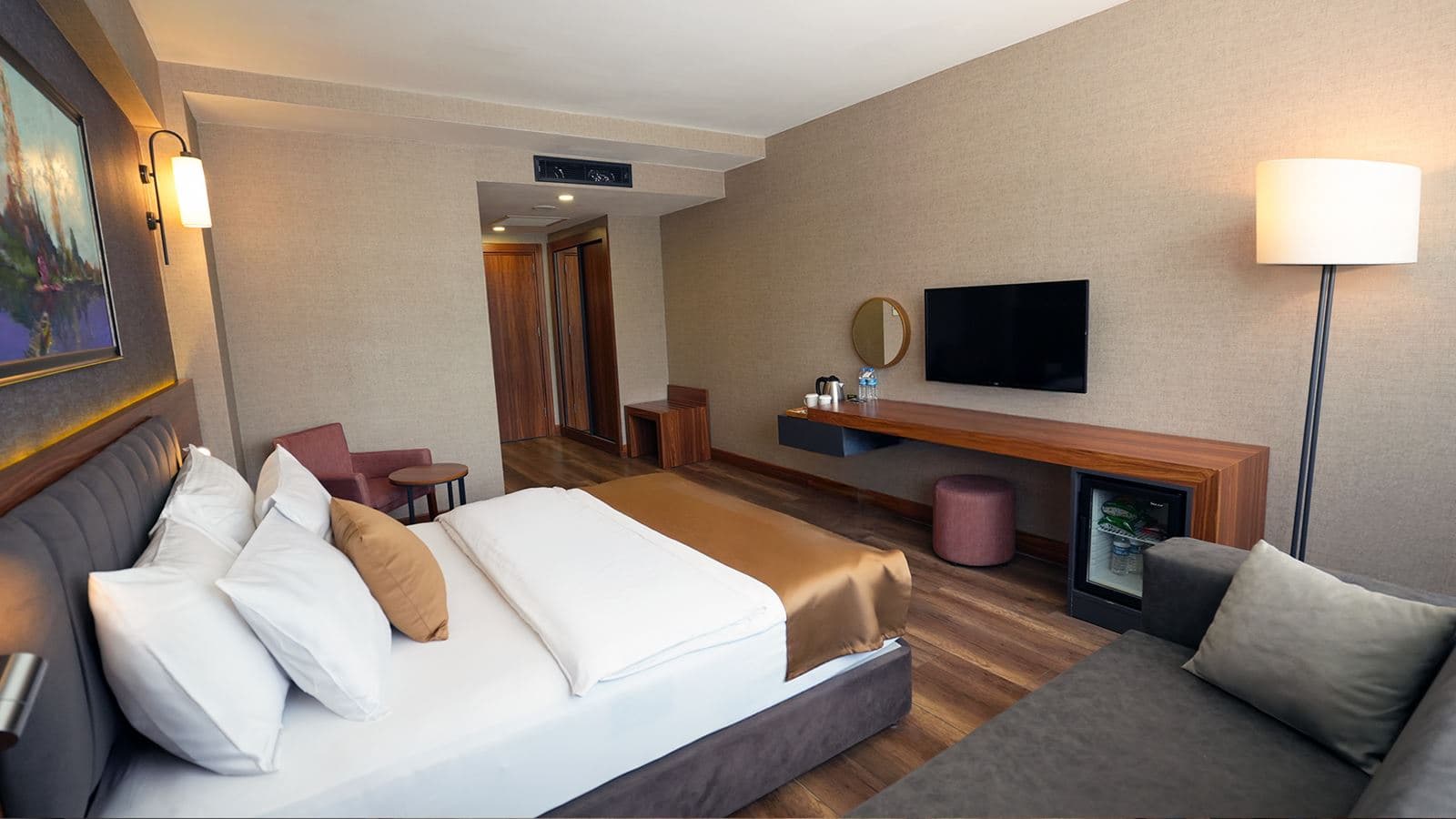 rooms-superior-room