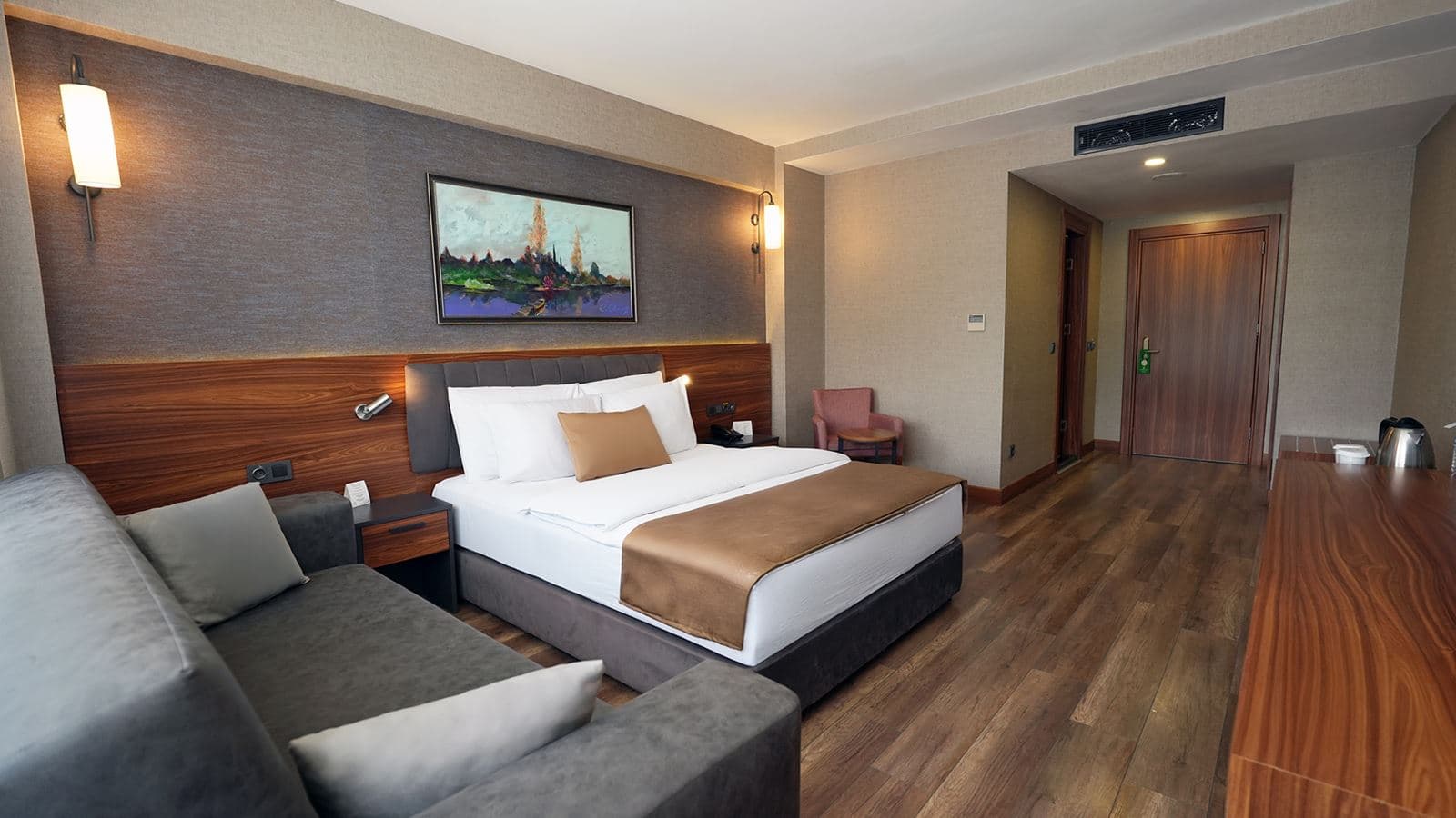 rooms-superior-room
