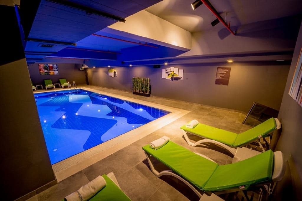 pools-indoor-pool