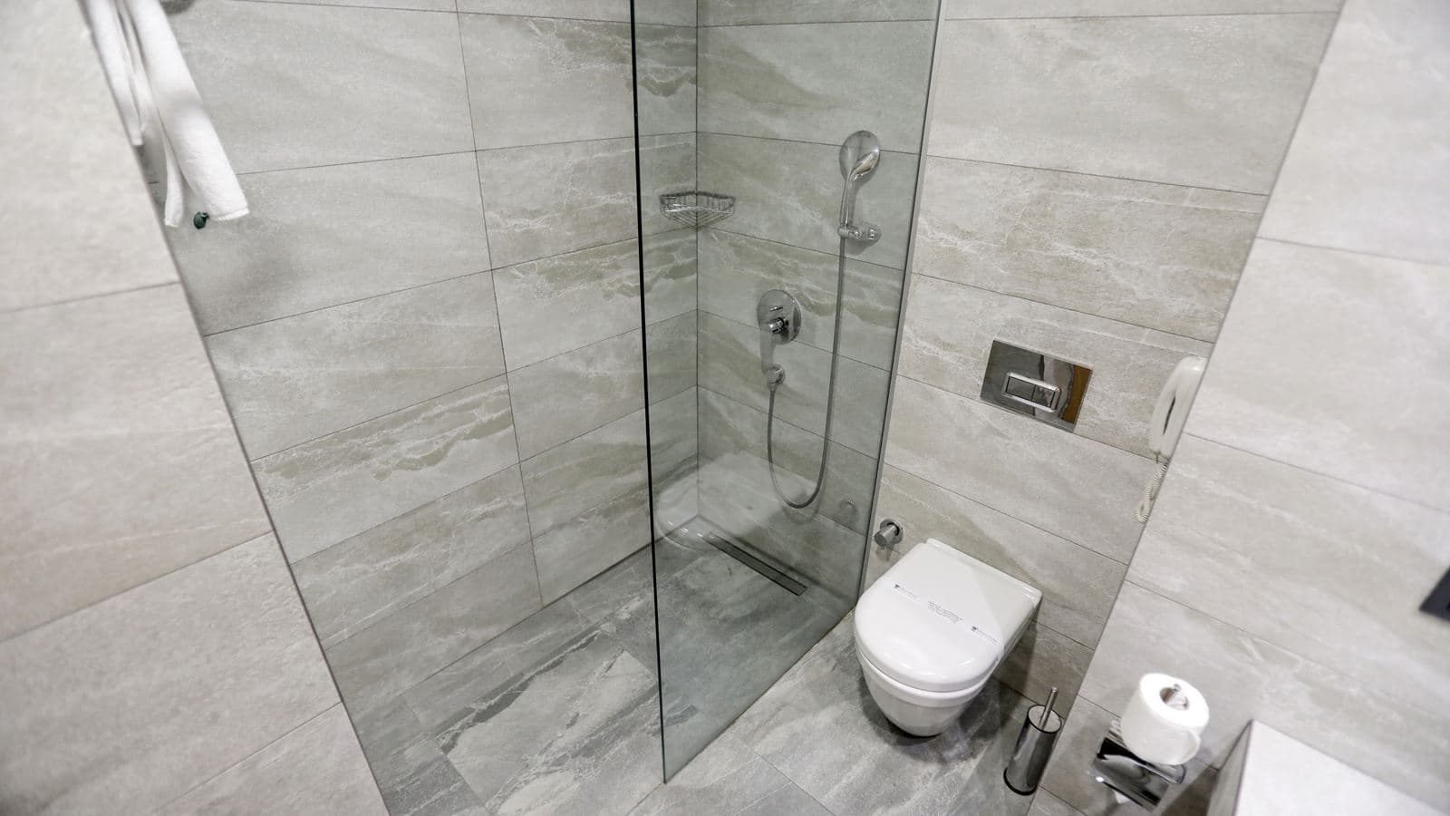rooms-standard-room