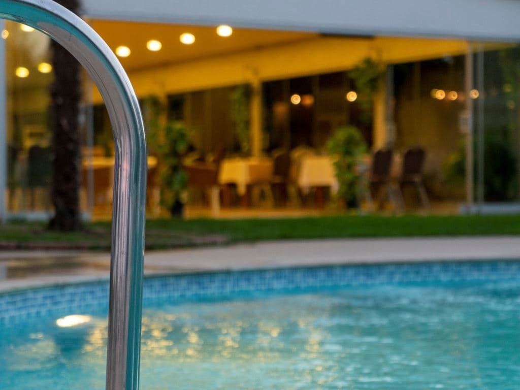 pools-indoor-pool