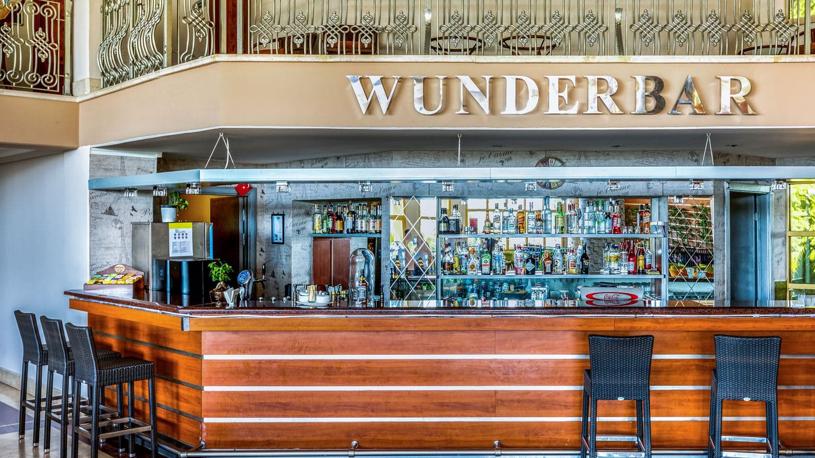 bars-lobby-bar