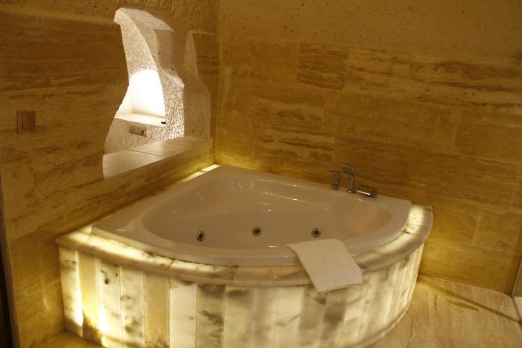 rooms-royal-cave