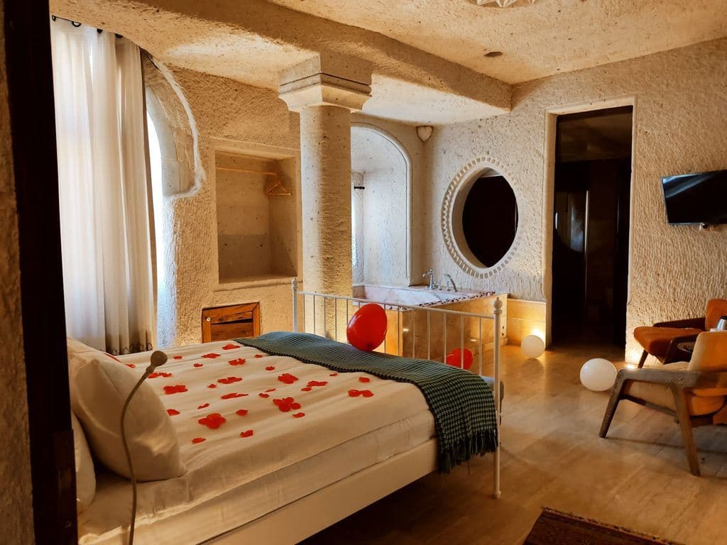 rooms-deluxe-room