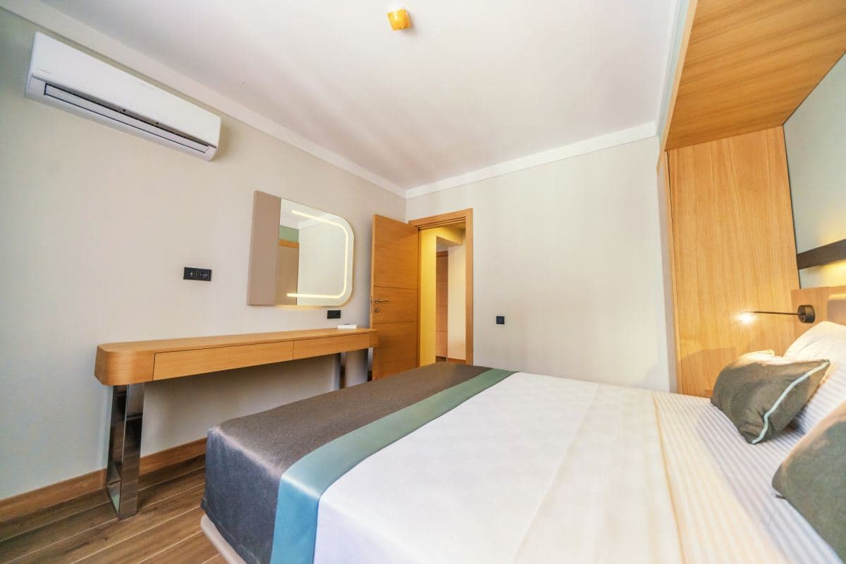 rooms-family-room