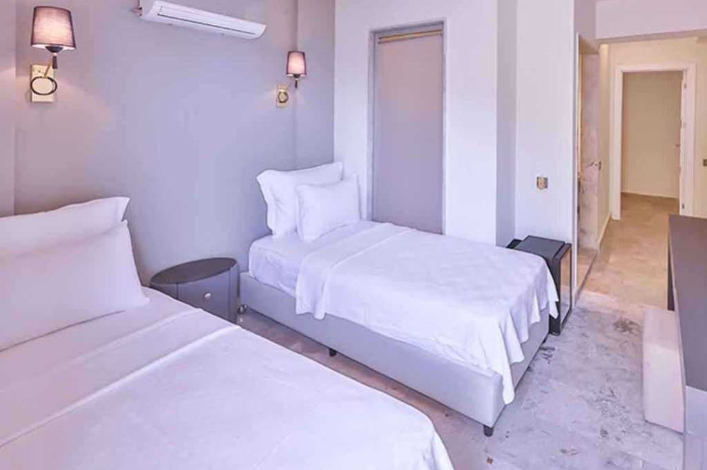 rooms-family-room