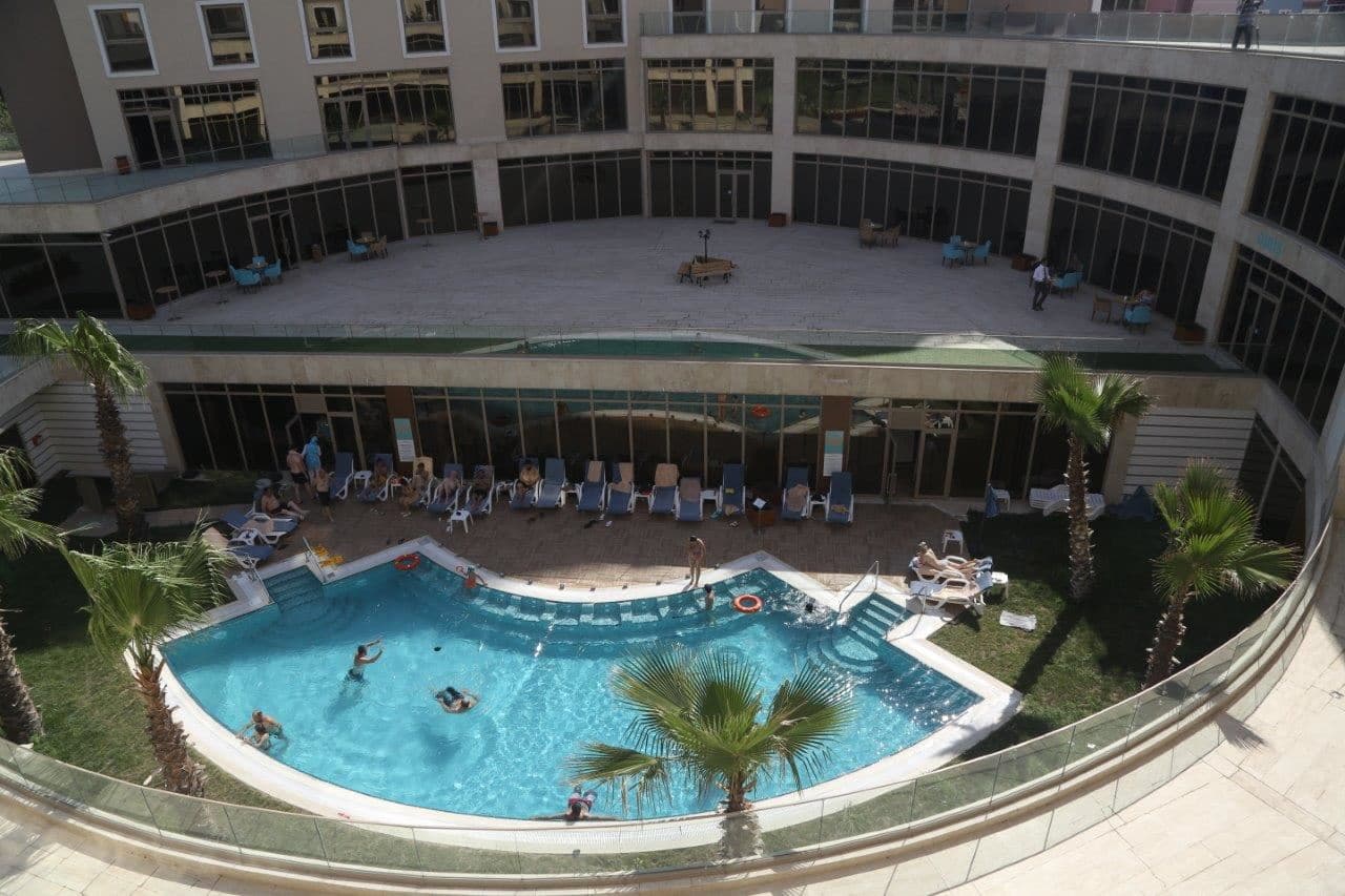 pools-outdoor-pool