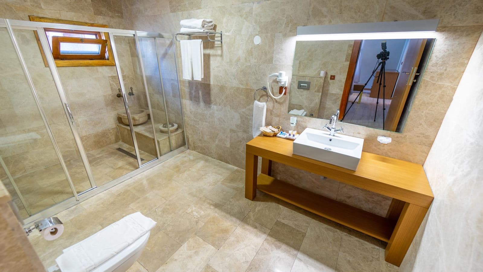 rooms-junior-suite